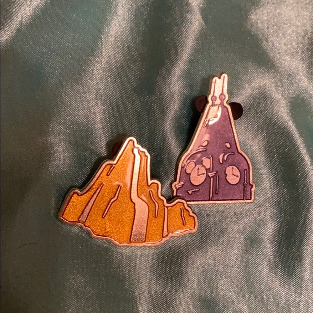 Shanghai Disney pins (2)